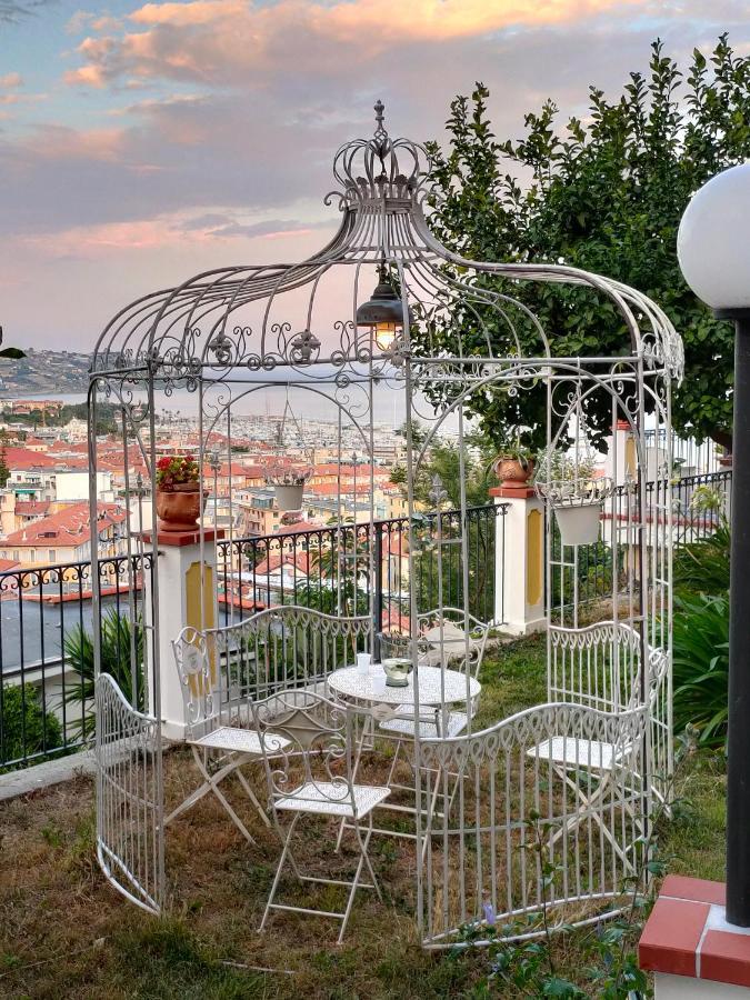 La Casa Del Sole Hotel San Remo Buitenkant foto