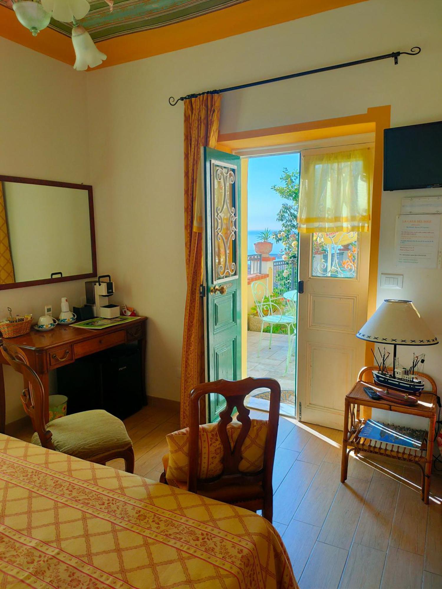 La Casa Del Sole Hotel San Remo Buitenkant foto