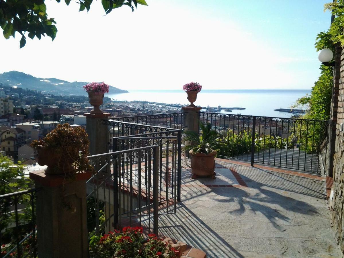 La Casa Del Sole Hotel San Remo Buitenkant foto