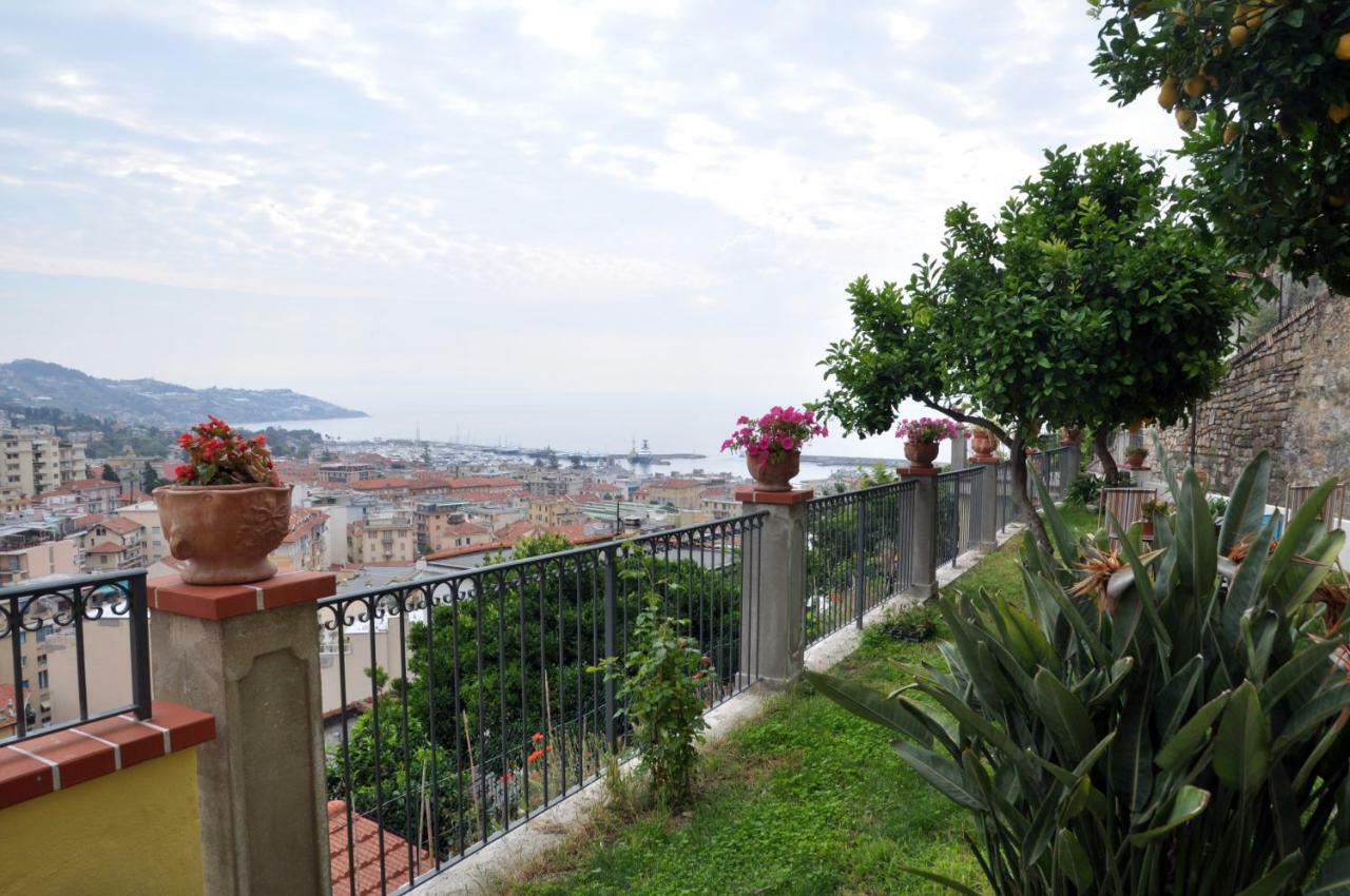 La Casa Del Sole Hotel San Remo Buitenkant foto