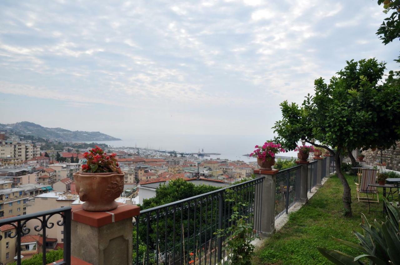 La Casa Del Sole Hotel San Remo Buitenkant foto