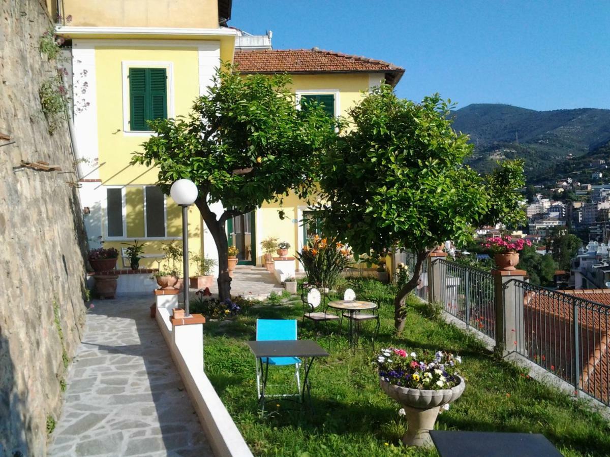 La Casa Del Sole Hotel San Remo Buitenkant foto
