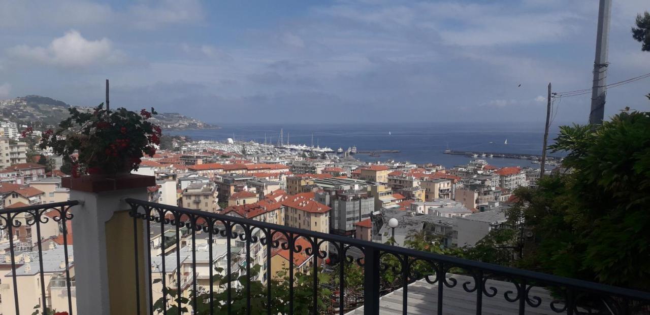 La Casa Del Sole Hotel San Remo Buitenkant foto