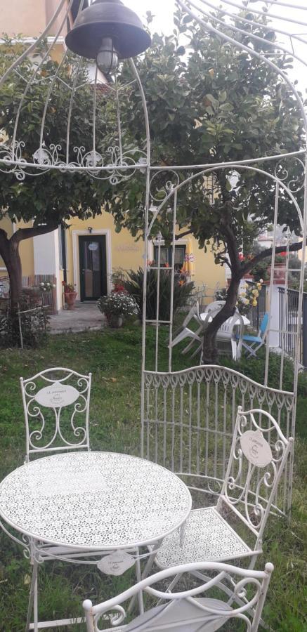 La Casa Del Sole Hotel San Remo Buitenkant foto