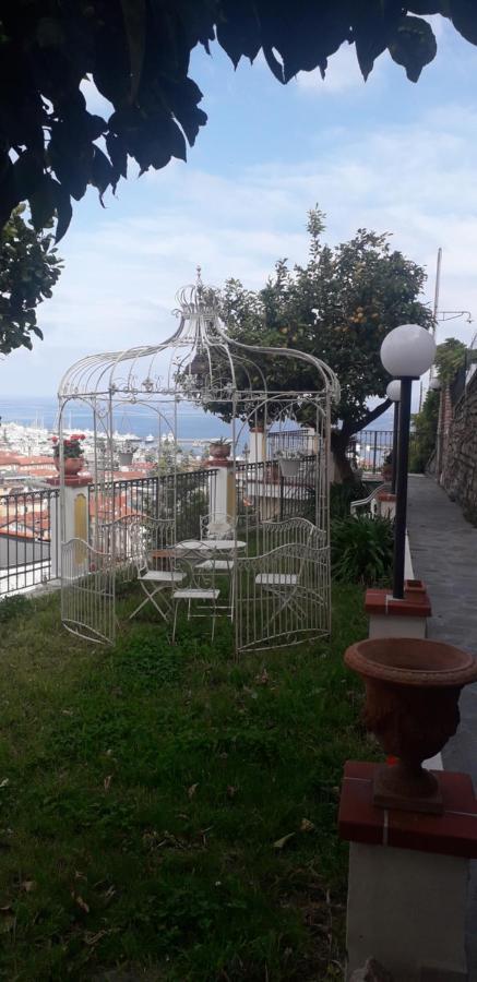 La Casa Del Sole Hotel San Remo Buitenkant foto